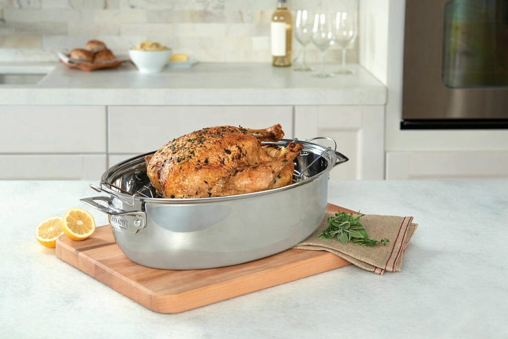 Viking 3-ply Oval Turkey Roaster Pan with Lid