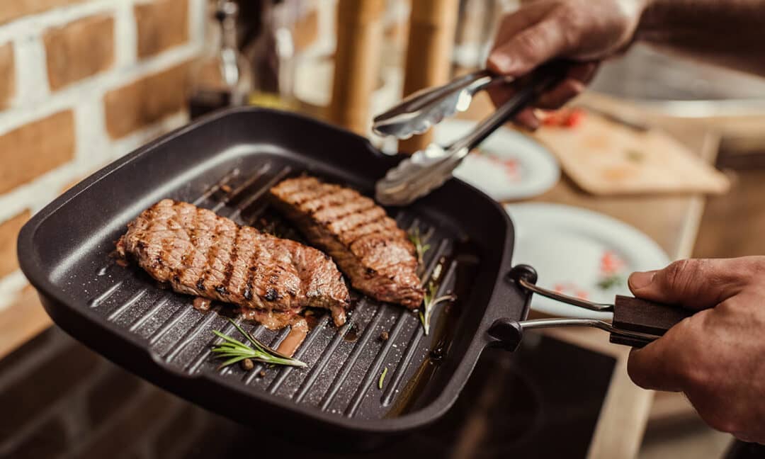 griddle vs skillet 14