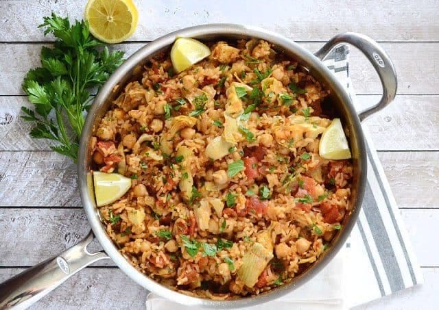 How to Make Spanish Chickpeas and Rice