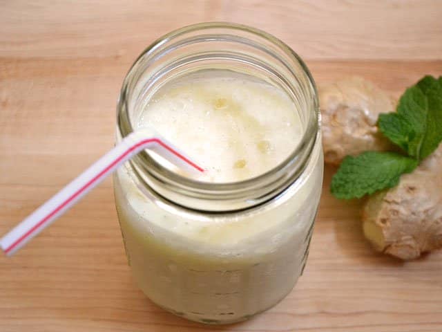 How to Make Pineapple Ginger Lassi 01