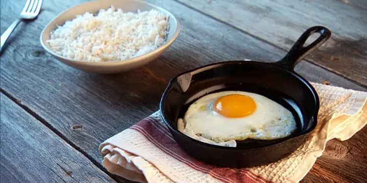 omelette pan vs skillet 10