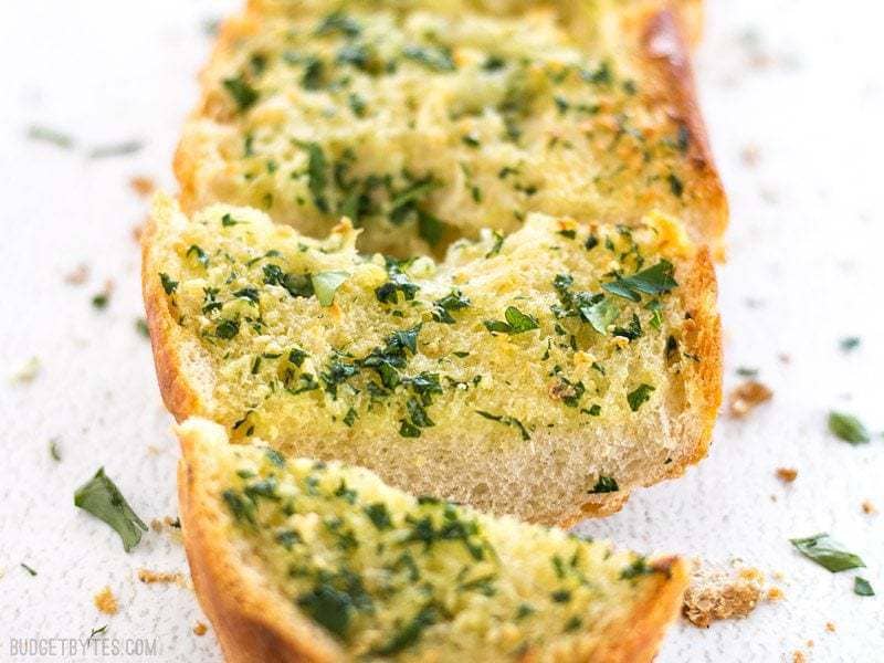 Homemade garlic bread recipe