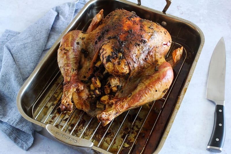 Turkey-roasting-pan-with-rack-and-lid-2