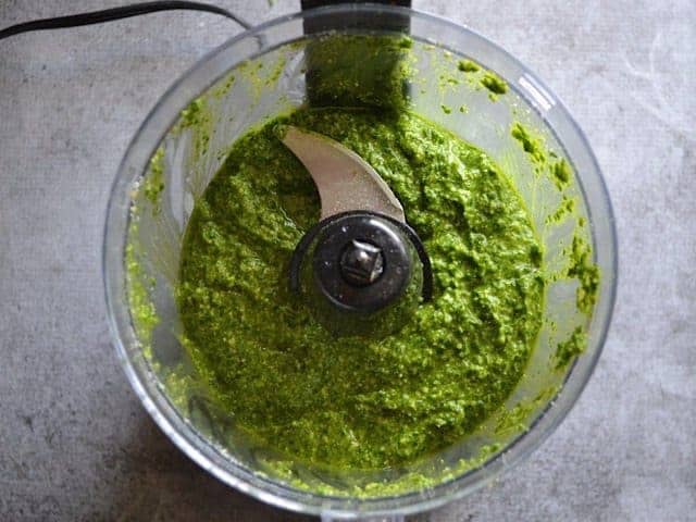 Finished parsley pesto in the food processor